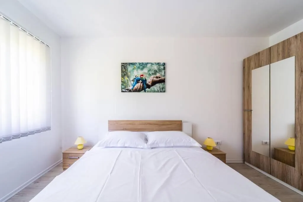 Villa Pavicini - With Heated Pool Croatia