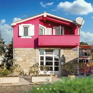 House Hermes Pavicini